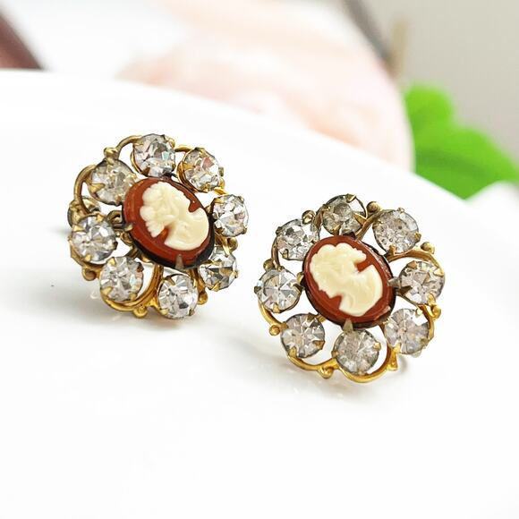 Cameo & Rhinestone Vintage Screw Back Earrings - Picture 1 of 6